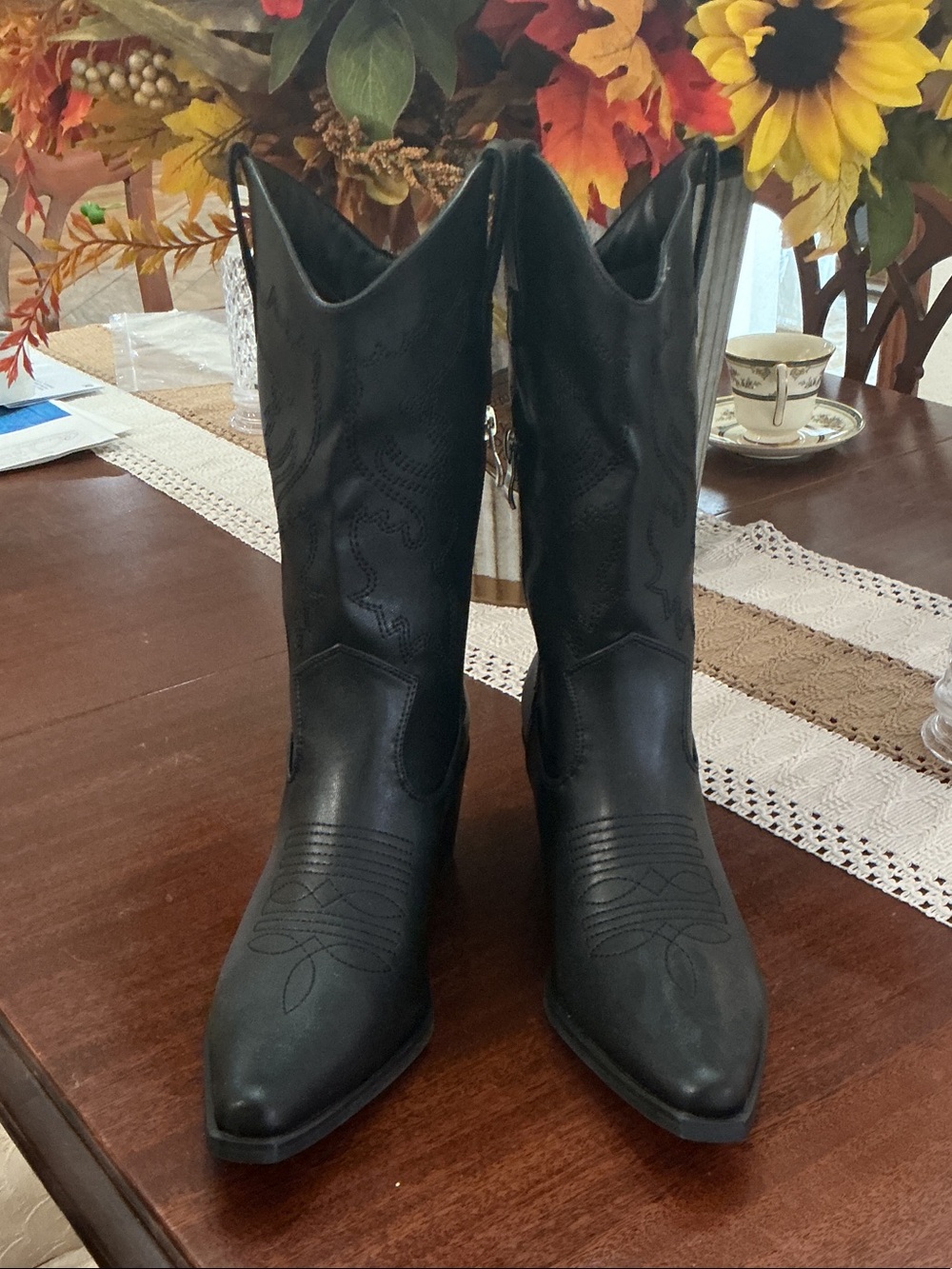 Classic Black Women's Western Boots - Sleek Pointed Toe
